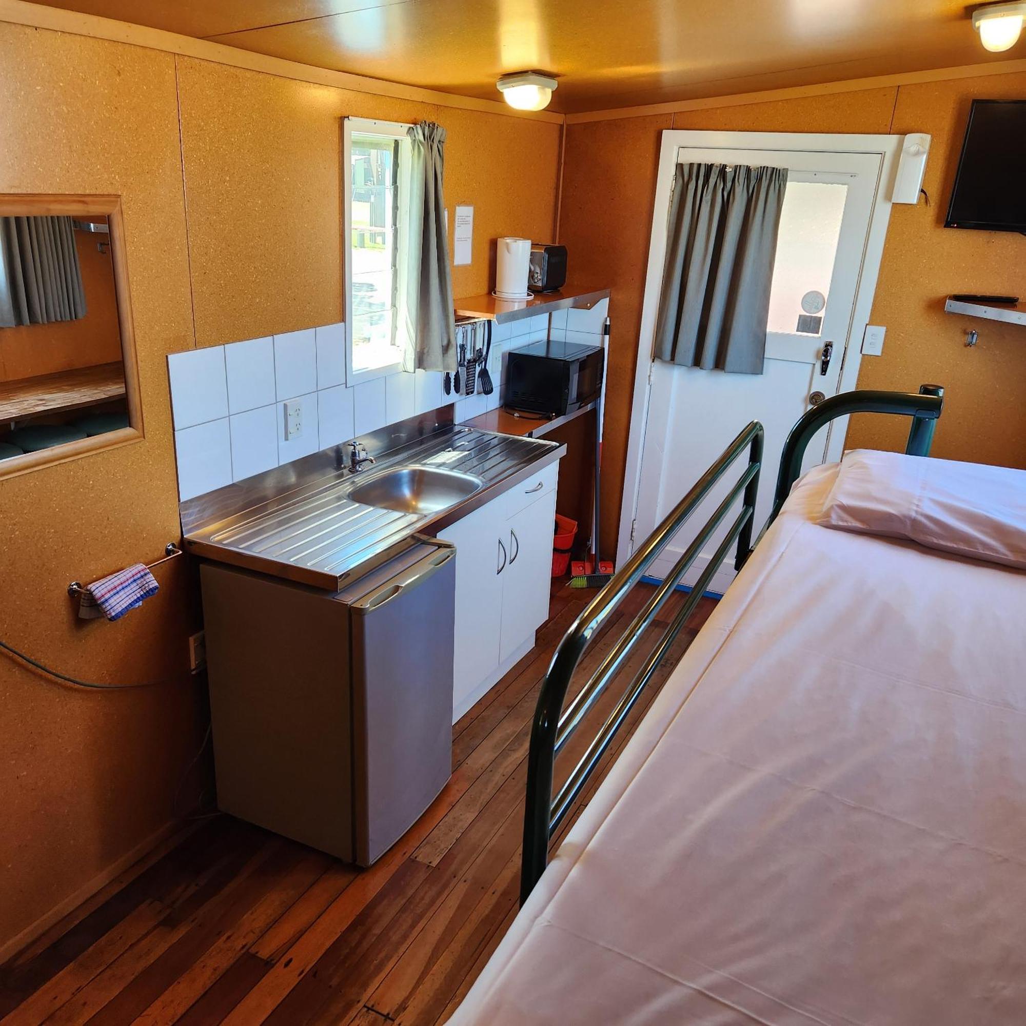 Westshore Holiday Park Napier Exterior photo