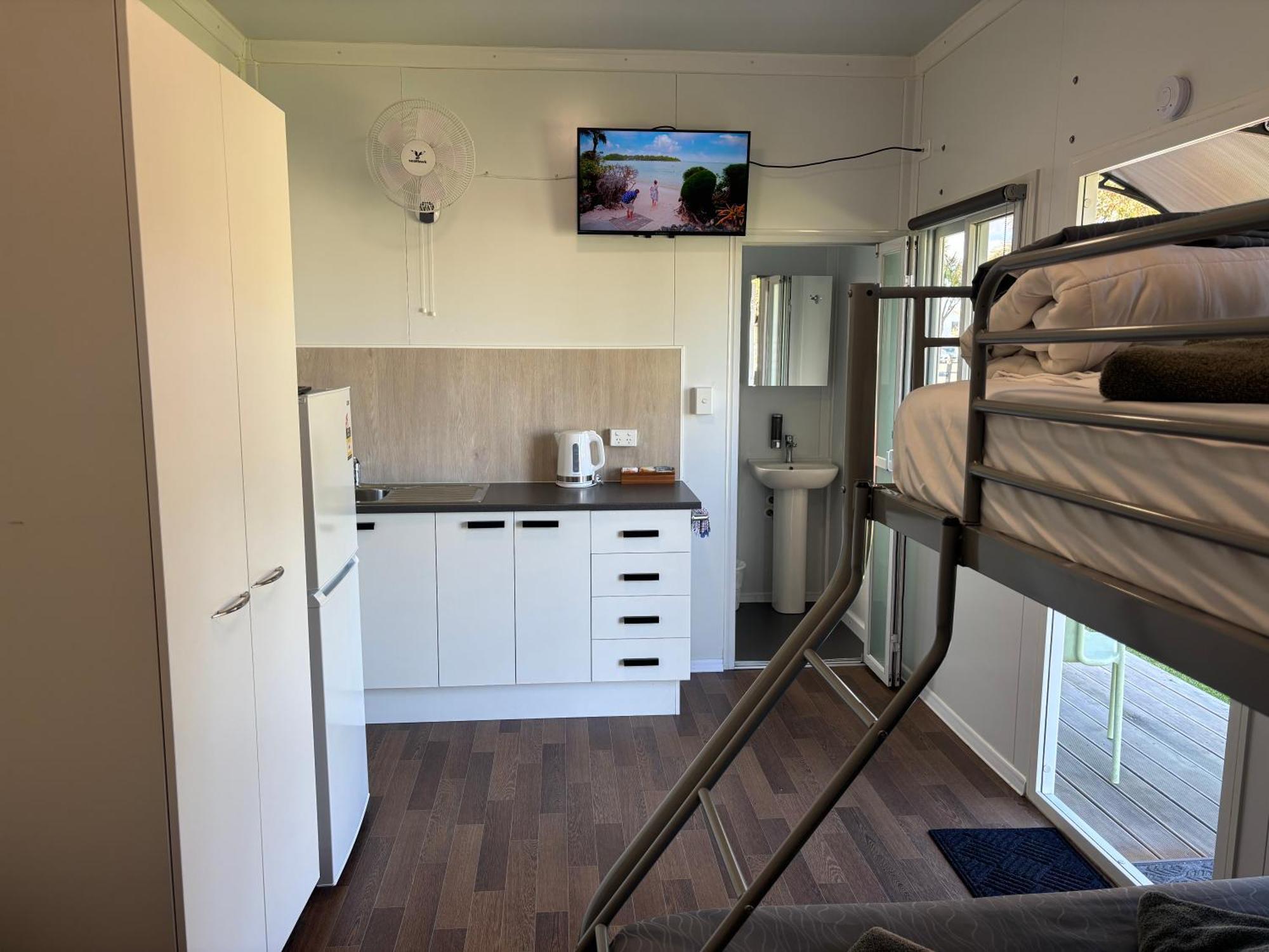 Westshore Holiday Park Napier Exterior photo