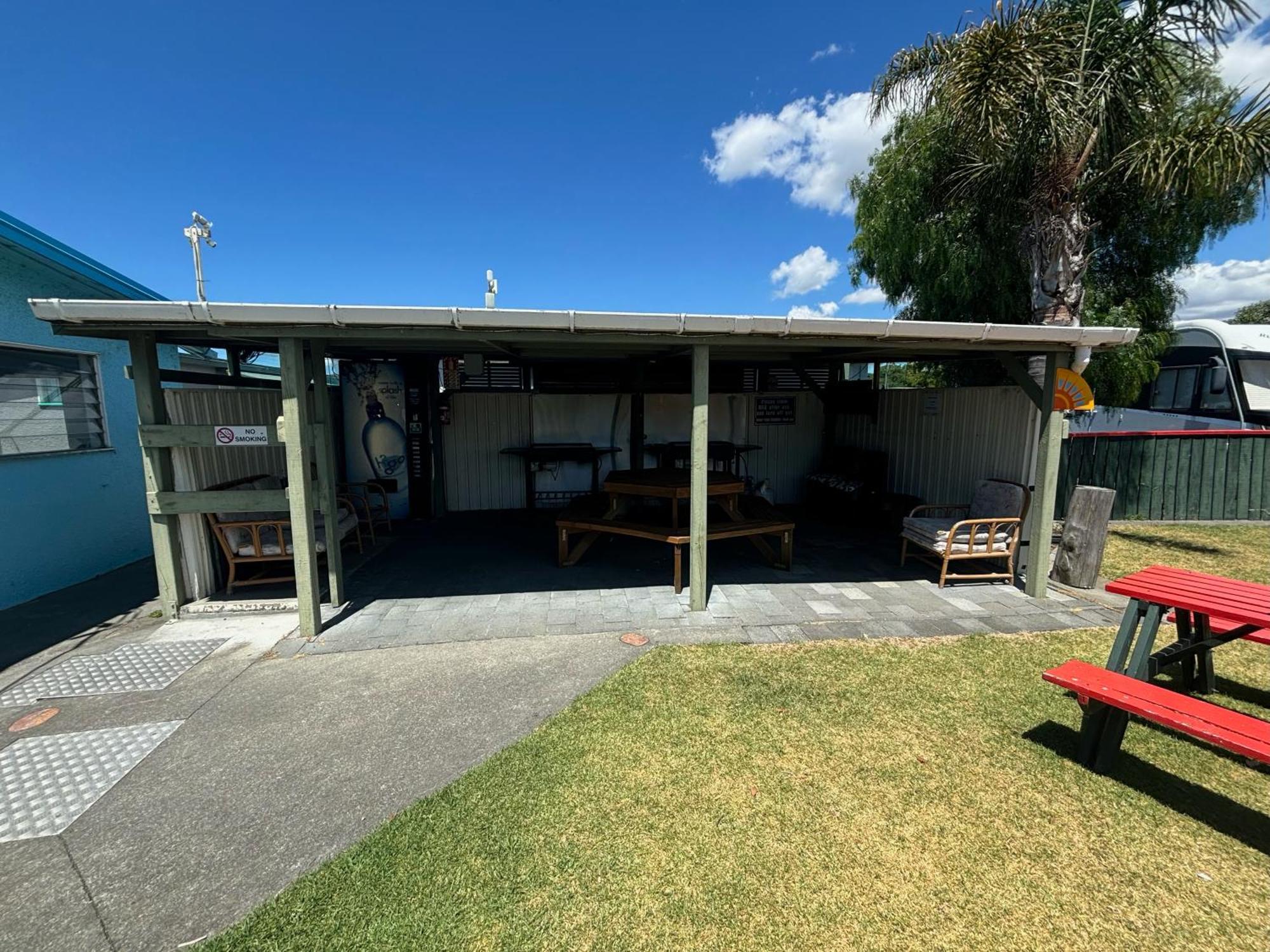Westshore Holiday Park Napier Exterior photo